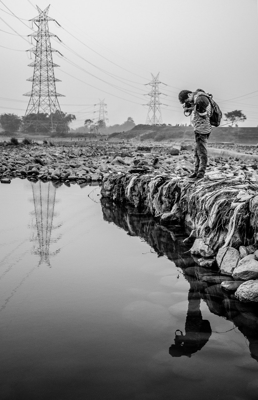 découvrez les enjeux de la pollution, ses impacts sur l'environnement et la santé, ainsi que des solutions durables pour réduire notre empreinte écologique et préserver notre planète.